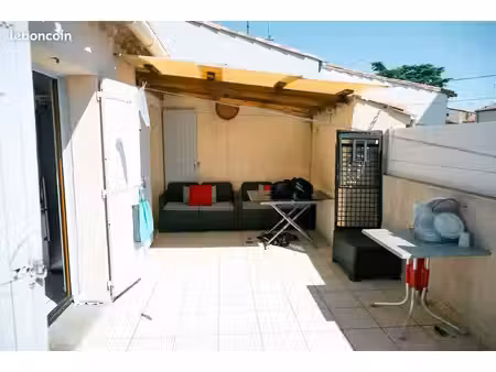 maison de ville avec terrasse et garage