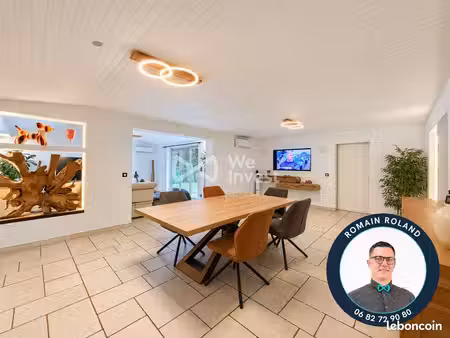 propriété 6 pièces 197 m²