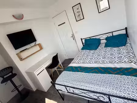 location de belle chambre meublée à dammarie les lys éligible caf/apl