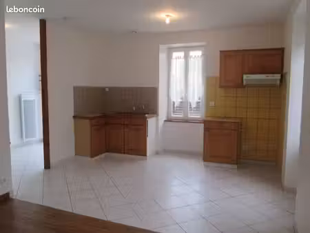 location appartement 60m2 forges d'aunis