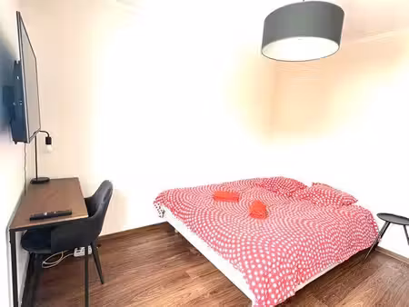 appartement meublé t3 hyères