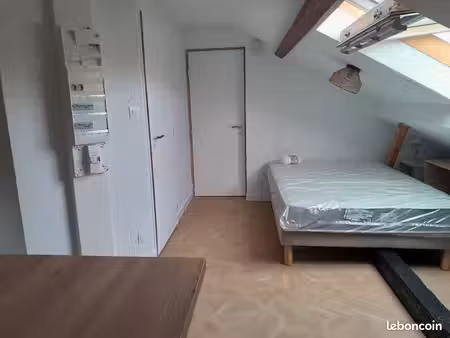 titre : appartement t1 à louer meublé (climatisation et chauffage par pompe à chaleur)