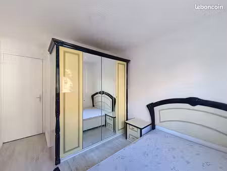 très bel appartement à louer