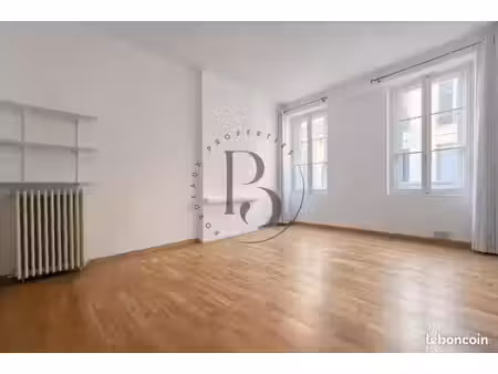 appartement 3 pièces 50 m²