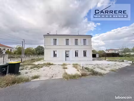 maison 10 pièces 244 m²
