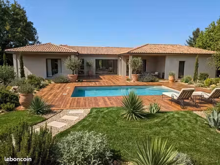 maison 5 pièces 145 m²