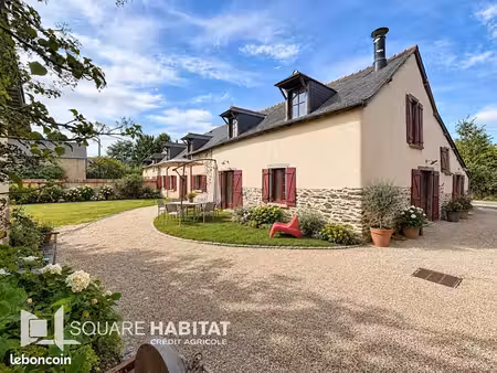 maison 8 pièces 248 m²