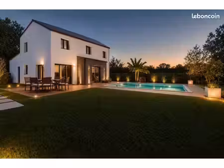 maison 6 pièces 140 m²
