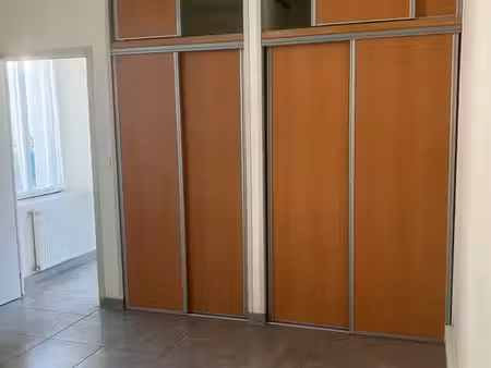 a plélan le grand local commercial à louer
