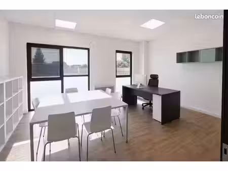 saint-malo – paramé – local professionnel modulable de 106 m²