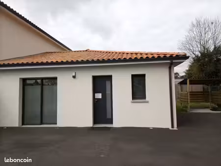 local dans un cabinet pluridisciplinaire