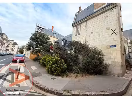 local commercial 12 m² tours