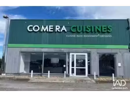 boutique 400 m² mérignac