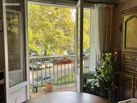 appartement 4 pièces balcon cave chauffage urbain