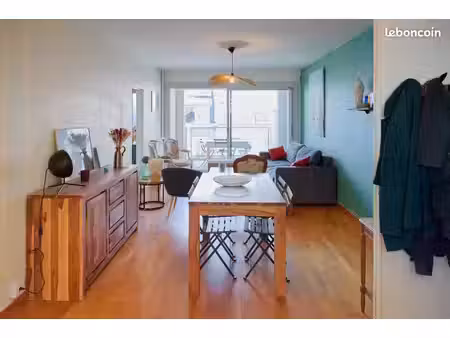 t3 rénové en 2025 avec terrasse 11 m2 + 2 balcons - tours centre