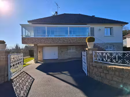 très agréable maison  sans aucun travaux   reste juste à poser vos valises !