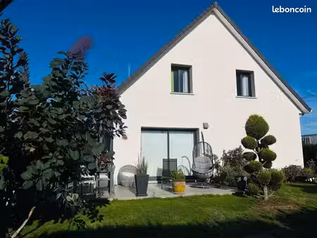 maison contemporaine lumineuse 4 chambres  jardin paysagé - proche rouen -dpe à