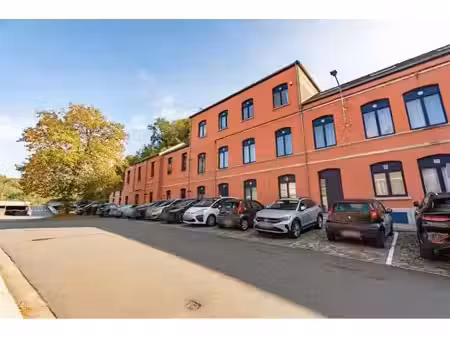 appartement à louer à place du tilleul 27 huy (rbx21924)