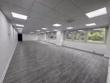 location bureaux aulnay sous bois 93600 118m² à 322m²