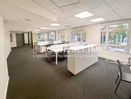 location bureaux puteaux 92800 120m²