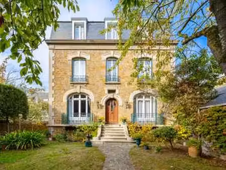 vente maison à saint-malo (35400) : à vendre / 227m² saint-malo
