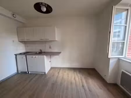 location appartement t1 à rennes arsenal - redon (35000) : à louer t1 / 23m² rennes arsena