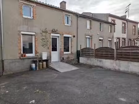 location maison à saint-rémy-en-mauges (49110) : à louer / 122m² saint-rémy-en-mauges