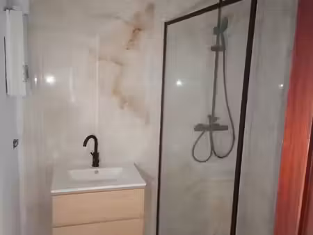 appartement 4 chambres avec cuisine moderne à ostende