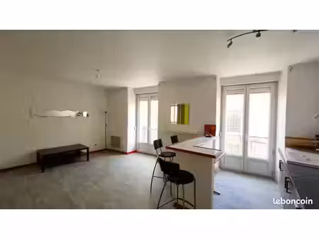 appartement 4 pièces 76 m²