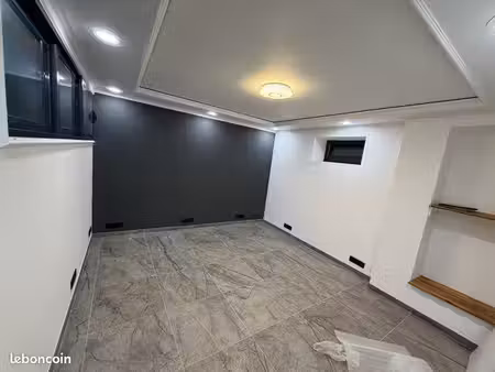 location bureau professionnel cuisine parking terrain