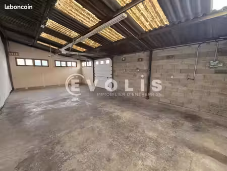 local d'activité 140 m²
