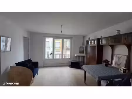 appartement traversant 3 pièces 58m² – balcon  cave & parking – vanves centre