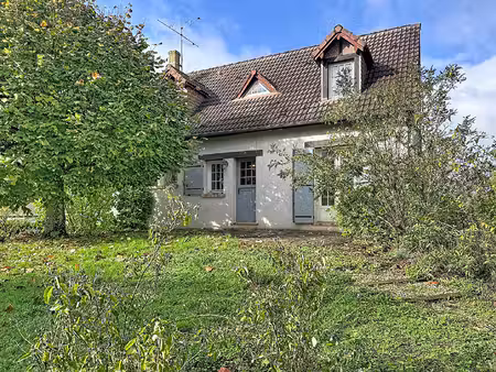 valloire-sur-cisse ? maison familiale de qualité  4 chambres  sous-sol complet et beau ter