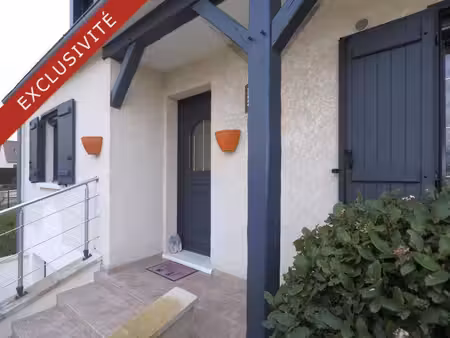 maison individuelle avec jardin et sous-sol