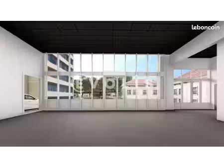 local bureaux 3 250 m²