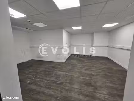 local industriel 78 m²