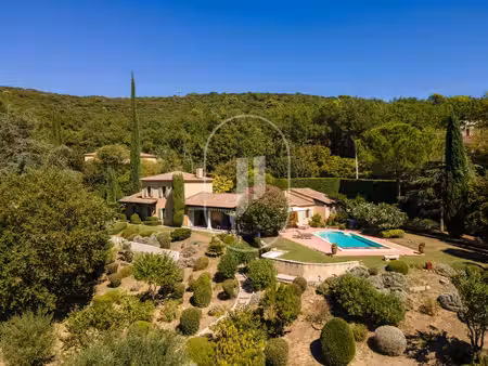 propriété avec vue dominante à vendre dans la vallée de la cèze