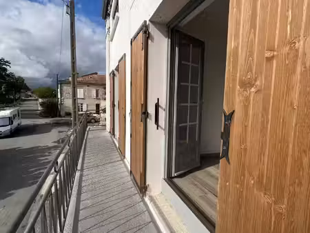 appartement t3 avec balcon vu sur la garonne