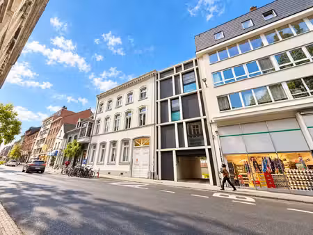 energiezuinige  gelijkvloerse studio met parkeerplaats