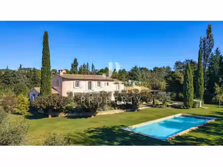 propriété de charme - tennis et piscine - maussane les alpilles