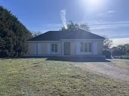 vente maison piscine à port-saint-père (44710) : à vendre piscine / 105m² port-saint-père