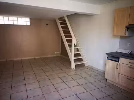 location maison 3 pièces 40m² isle st georges 33640