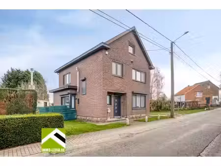 vernieuwde vrijstaande woning met grote tuin - rustig gelegen in vreren