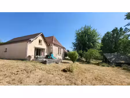 24140 eyraud crempse maurens maison ancienne en pierres et petite grange sur parcelle de..