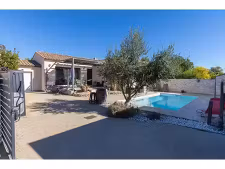 maison de plain pied dans résidence l isle sur la sorgue