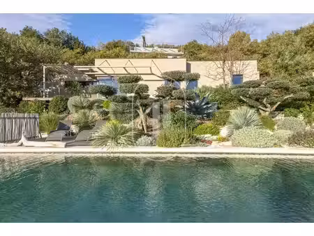villa contemporaine avec vue panoramique