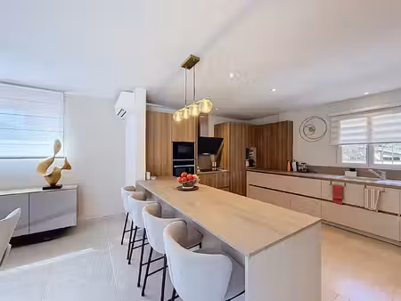 villa contemporaine 193 m² sur parcelle arborée de 800 m²