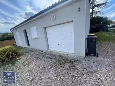 maison à louer 4 pièces 92.64 m² - ruelle-sur-touvre (16) - 960€