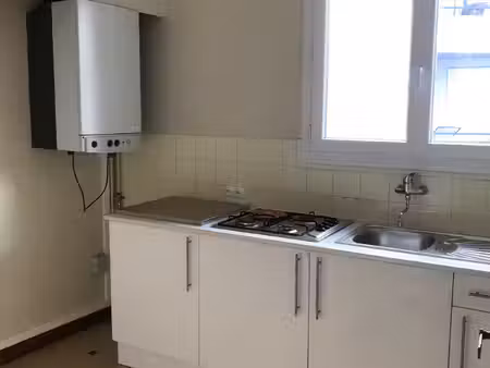 location appartement 2 pièces 42m² lourdes 65100