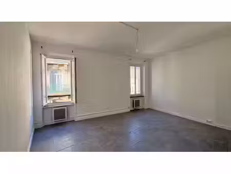 location appartement 3 pièces 63m² lezignan corbieres 11200